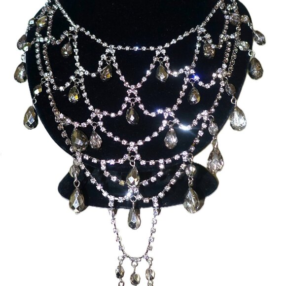 Silver Tone Teardrop Dangle Rhinestones Necklace - Picture 1 of 6